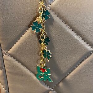 St Patrick’s Day Gold and Green Clover Purse Charm (charm only)